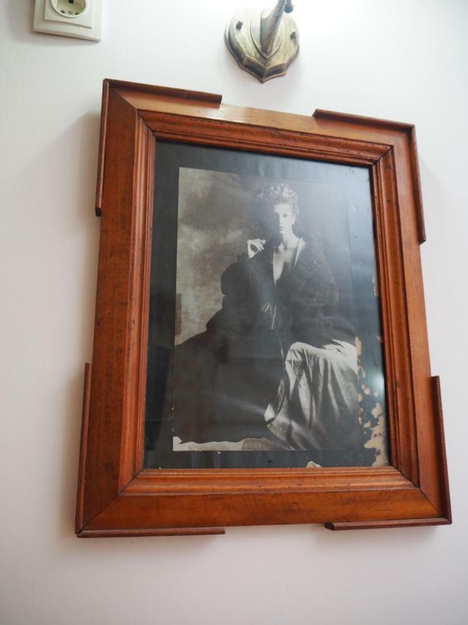Jeki'S Apartment In Old Tbilisi ภายนอก รูปภาพ