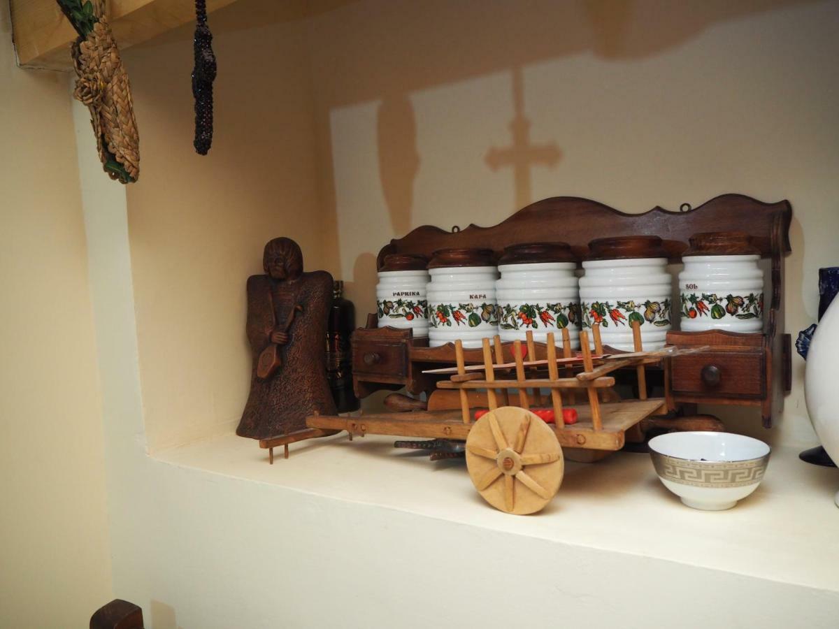 Jeki'S Apartment In Old Tbilisi ภายนอก รูปภาพ